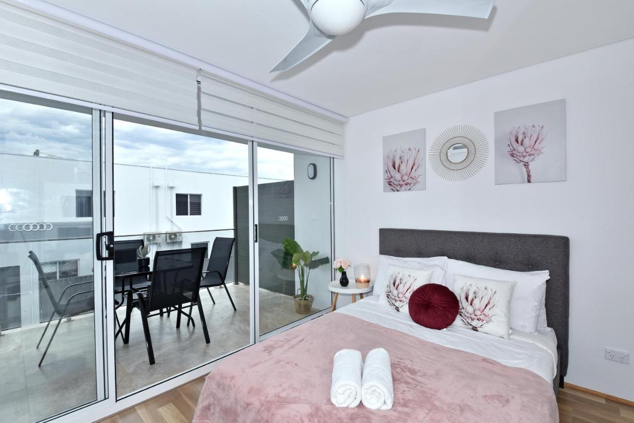بيرث 2X2 Modern Apartment Near Airport And City المظهر الخارجي الصورة
