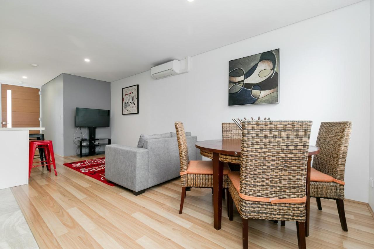 بيرث 2X2 Modern Apartment Near Airport And City المظهر الخارجي الصورة