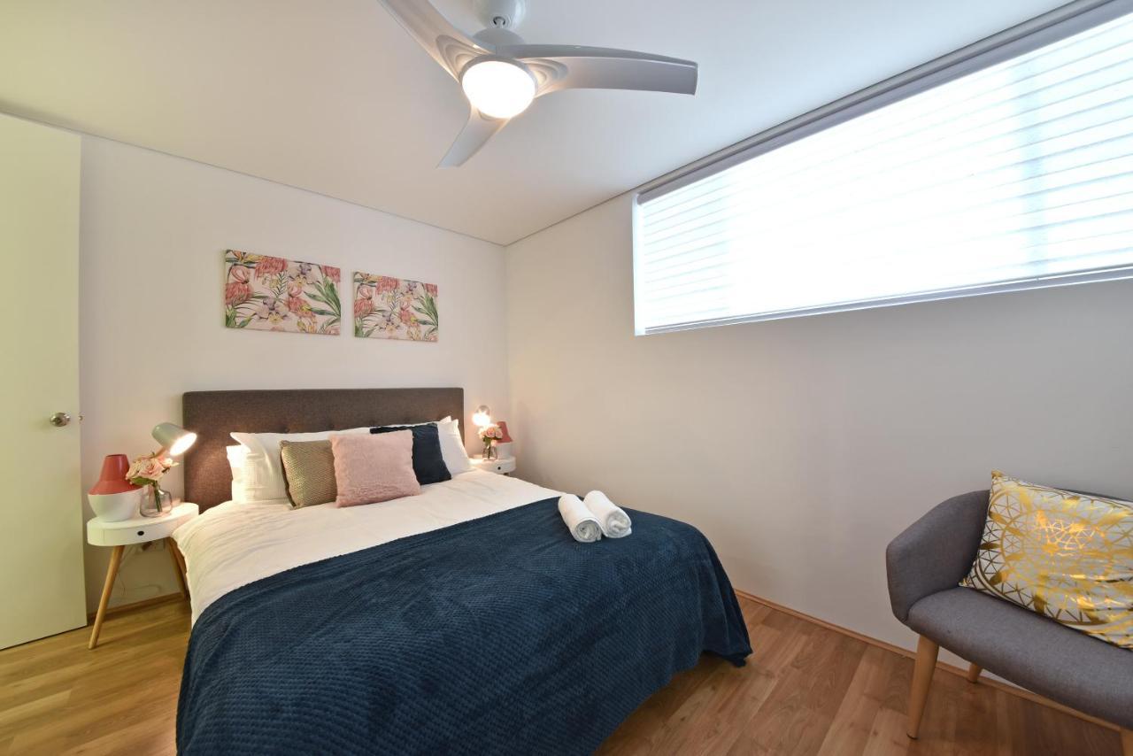 بيرث 2X2 Modern Apartment Near Airport And City المظهر الخارجي الصورة