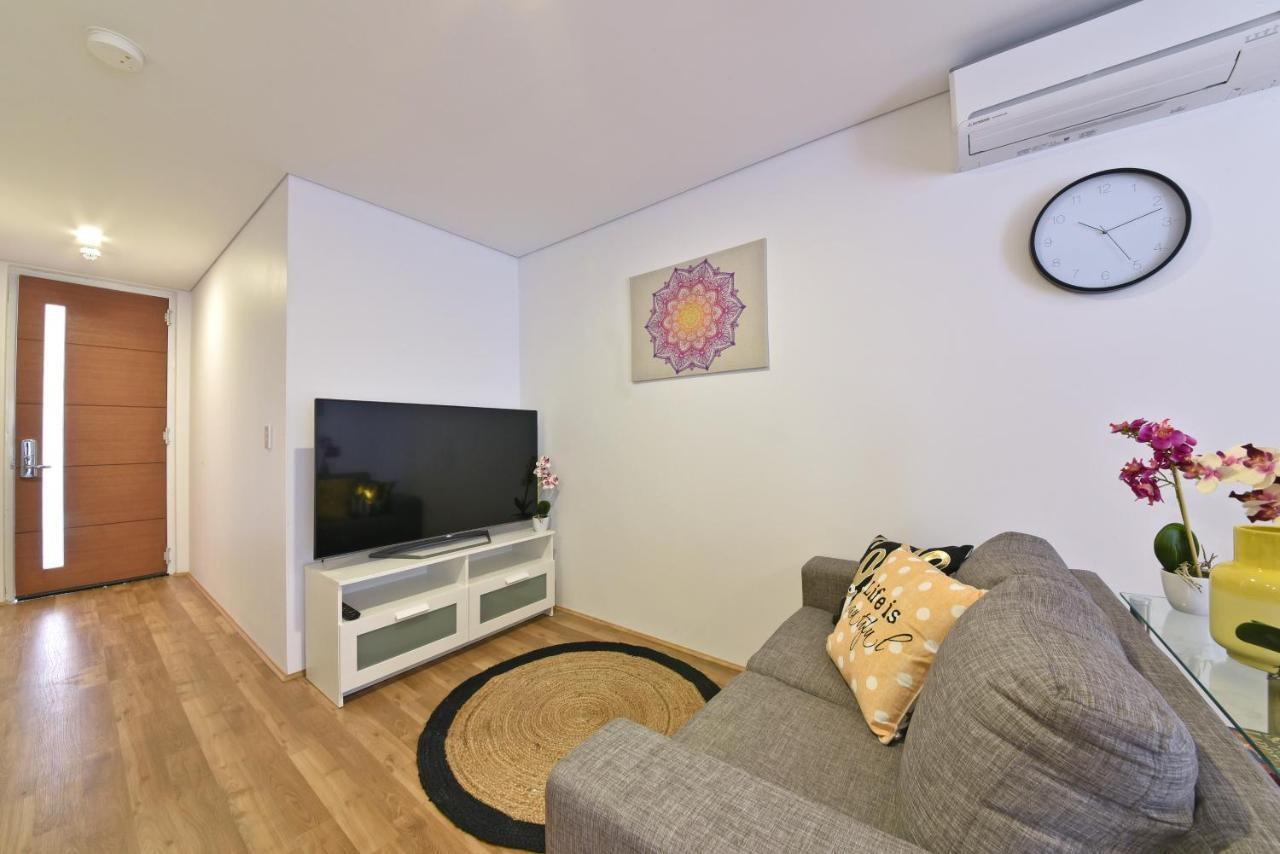 بيرث 2X2 Modern Apartment Near Airport And City المظهر الخارجي الصورة